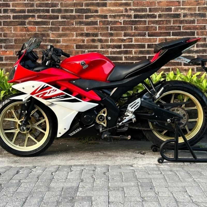 Striping lis sticker standar ORI yamaha R15 2015 merah putih stiker R15 Merah 2015