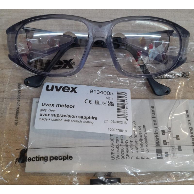Kacamata safety Uvex 9134005 meteor safety