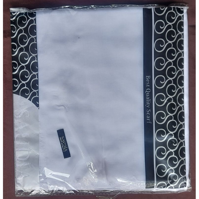 Hijab Putih Polos Segi Empat Saudia