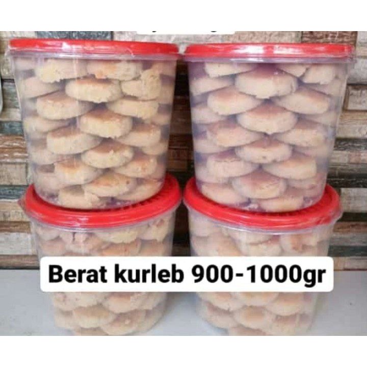 

RB Kue kacang 1 toples / kucang jember no label +/-900 gram