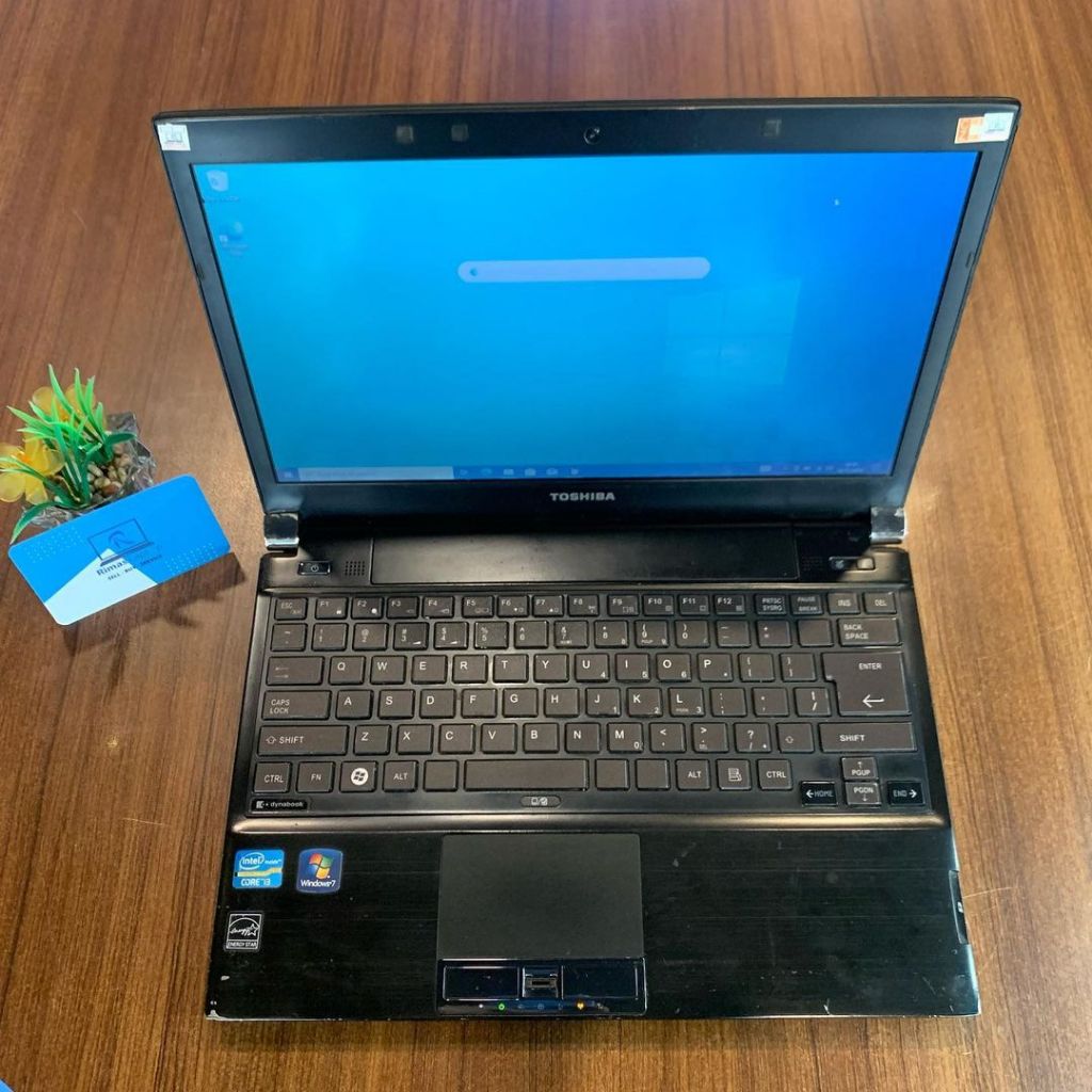 LAPTOP TOSHIBA DYNABOOK  CORE I3 RAM 4GB/500GB HDD | SECOND/BEKAS