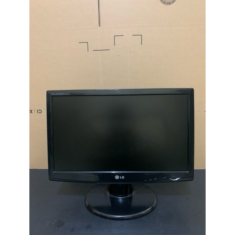Ready monitor Lg 19  inchi LCD