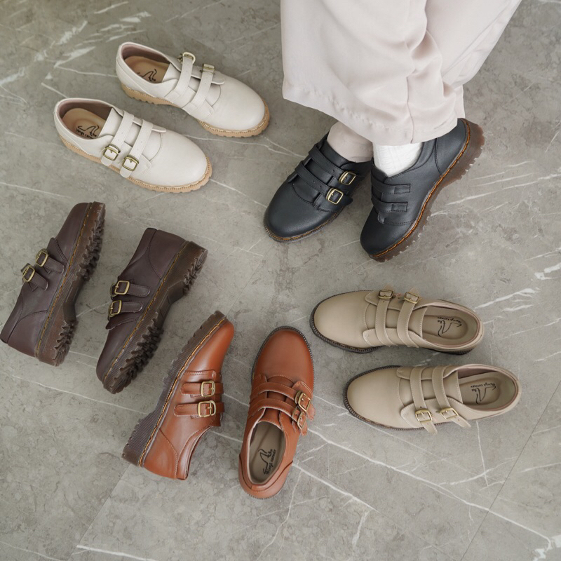 TheThingsCorner THEON DOKMART Sepatu Boots Wanita Model Dokmart Warna Hitam untuk Kerja dan Gaya Kor