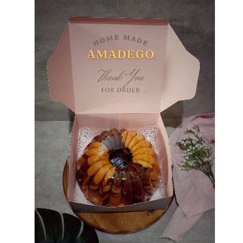 

Moca Marble Butter Cake Premium Original Size 24 cm
