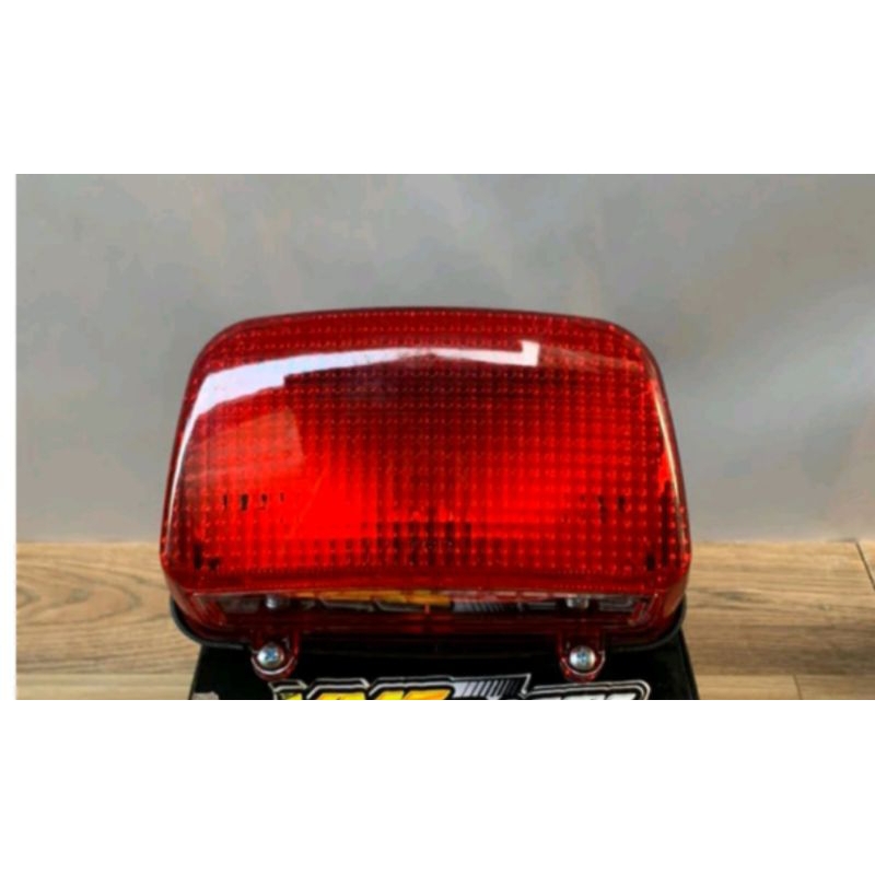 stoplamp blakang tilas tiger 2000 stopan lampu tilas warna merah