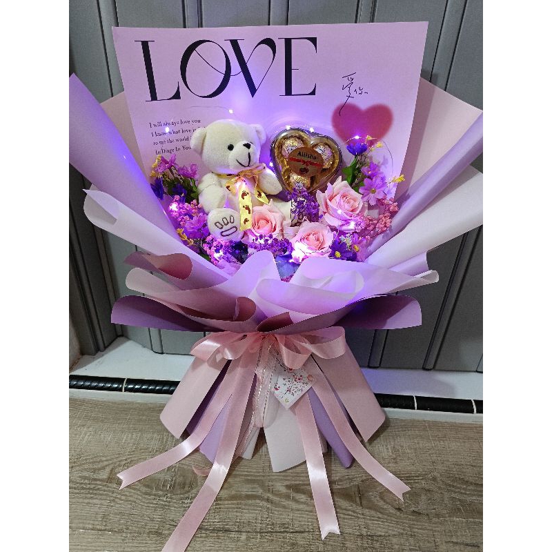 

BUKET VALENTINE / BUKET ULTAH / BUKET BUNGA / KADO / HAMPERS / GIFT CEWE / BUKET WISUDA / BUKET BONEKA / COKLAT / BUKET LED