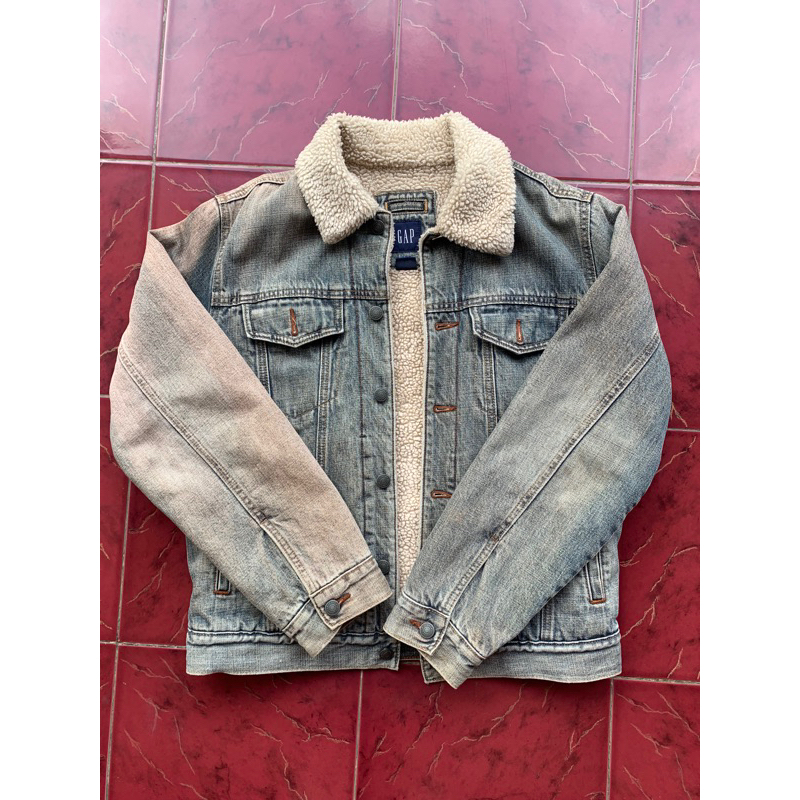 denim sherpa GAP