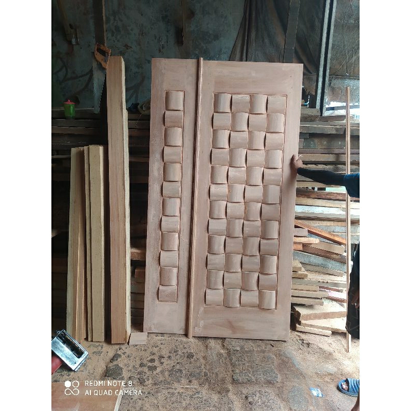 pintu utama/ double + kusen