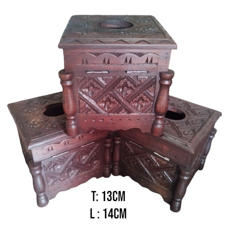 Kotak tisu ukiran kayu