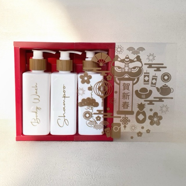 

Hampers Imlek Botol Kotak Pendek Putih Premium Label 250ml