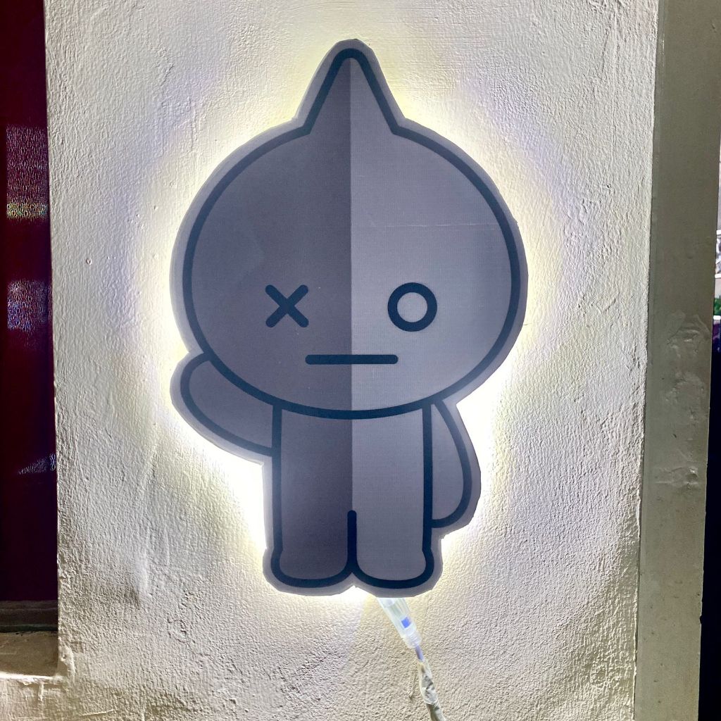 Lampu LED Karakter VAN BT21  / Lampu kamar anak  LED lampu hiasan dinding lampu tidur lampu aestheti