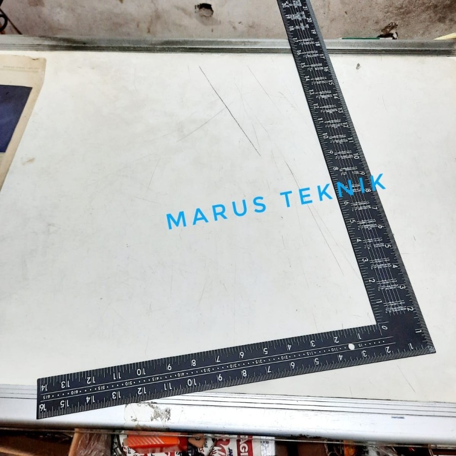 

Penggaris Siku meter hitam 40x60cm carrson