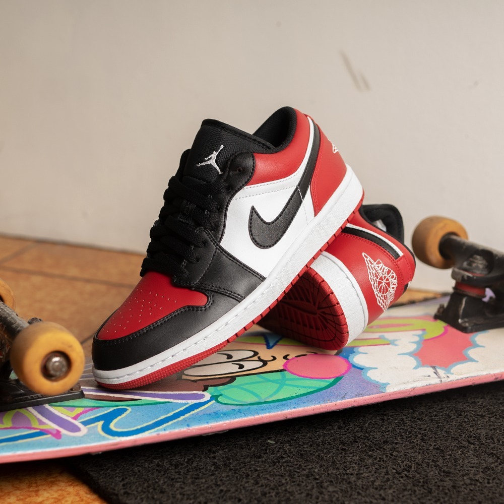 AIR JORDAN LOW RETRO RED BLACK WHITE