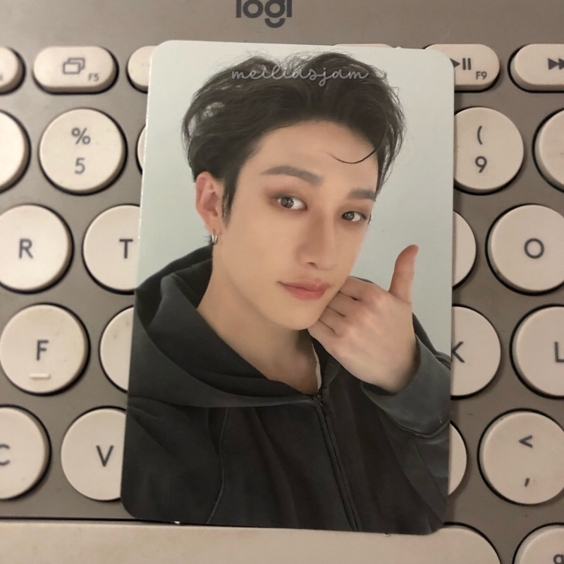 Bangchan lucky draw ld 5 star r2 (hoodie)