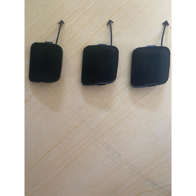 Tutup Derek bumper depan Avanza lama 2004-2011