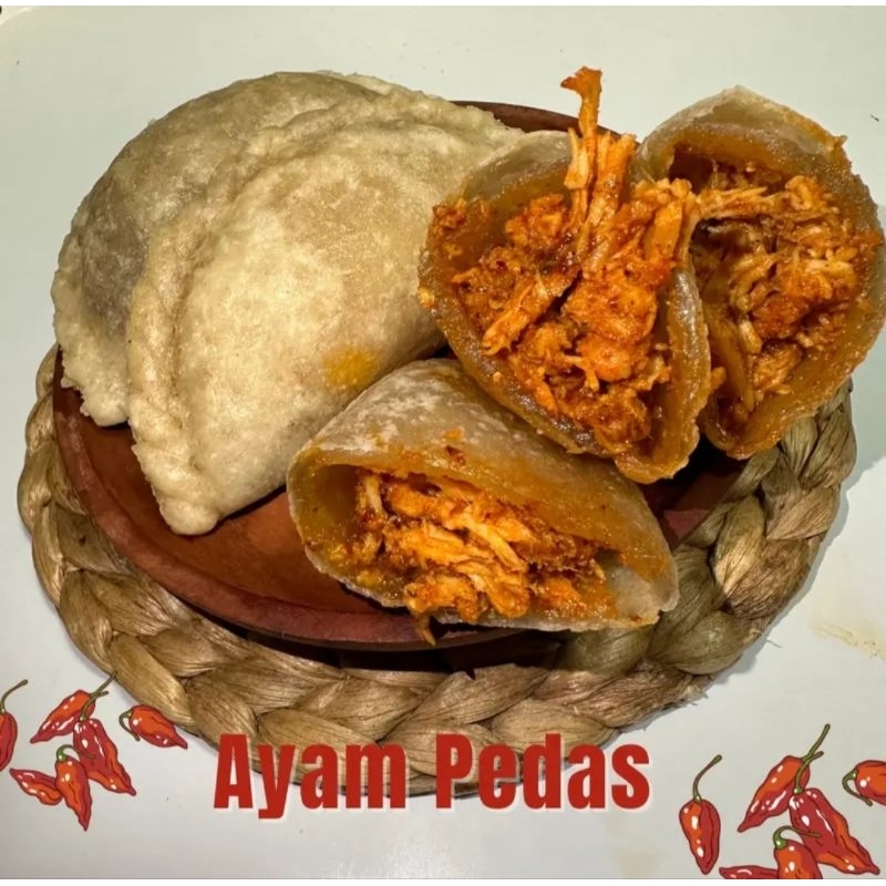 

Cireng isi Ayam suwir pedas