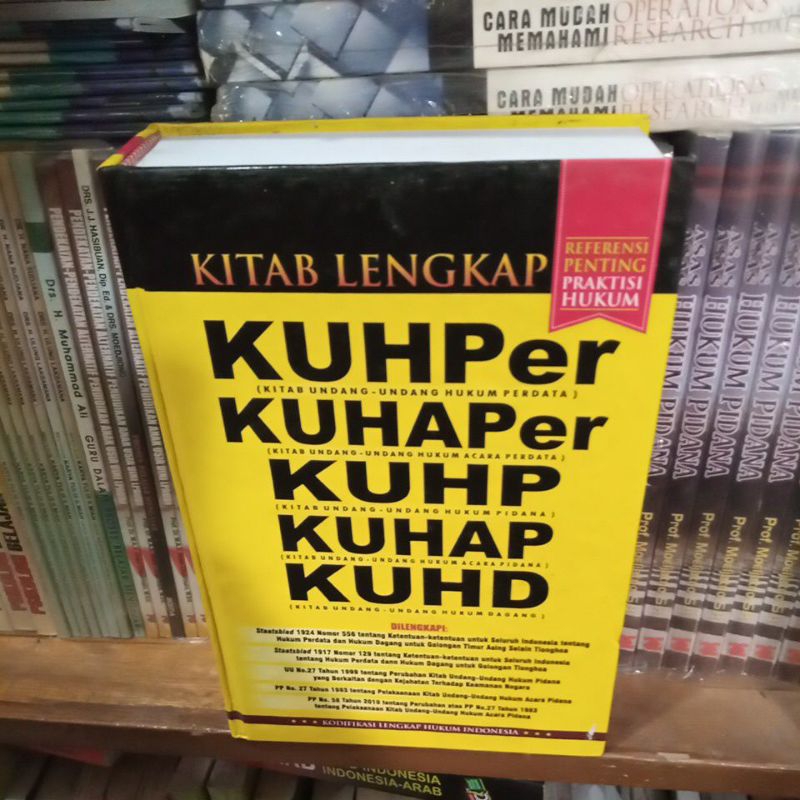 

kitab lengkap KUHPer.KUHAPer,KUHP,KUHAP,KUHD