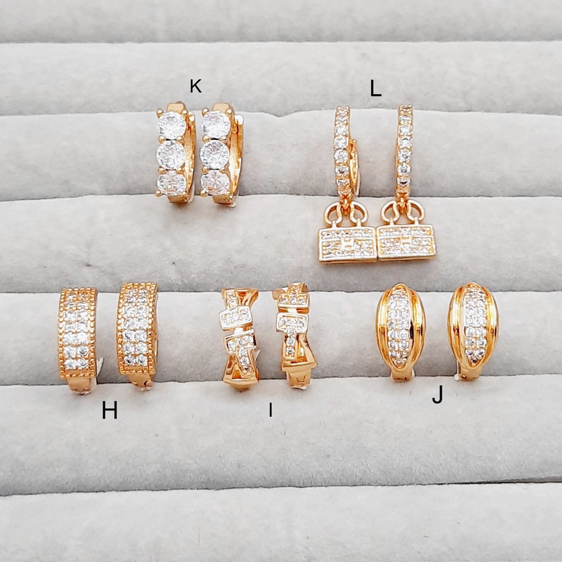Anting Giwang Wanita Warna Gold Jepit Permata Besar Xuping Model Persis Emas Asli - BE288