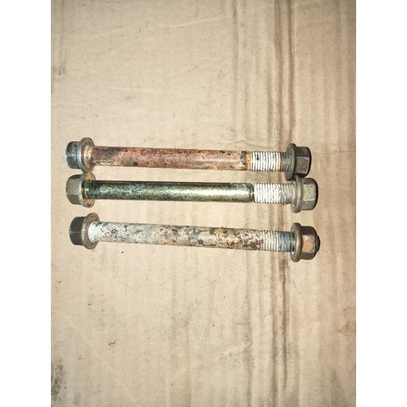 baut pangkon mesin supra x125 kharisma supra x125 fi blade revo absolute