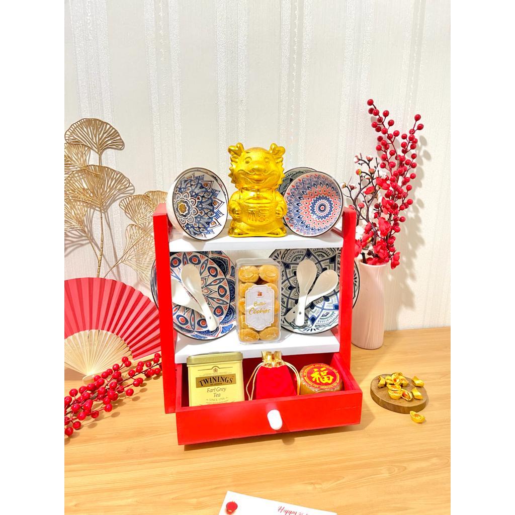 

Exclusive Lunar Imlek Parcel Chinese New Year Hampers Ready Stock ( Serenity )
