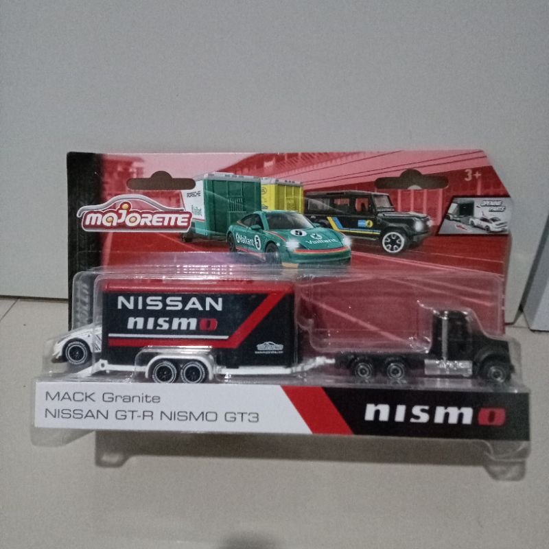 mack granite vs nissan gtr nismo gt3 majorette race trailer nissan nismo