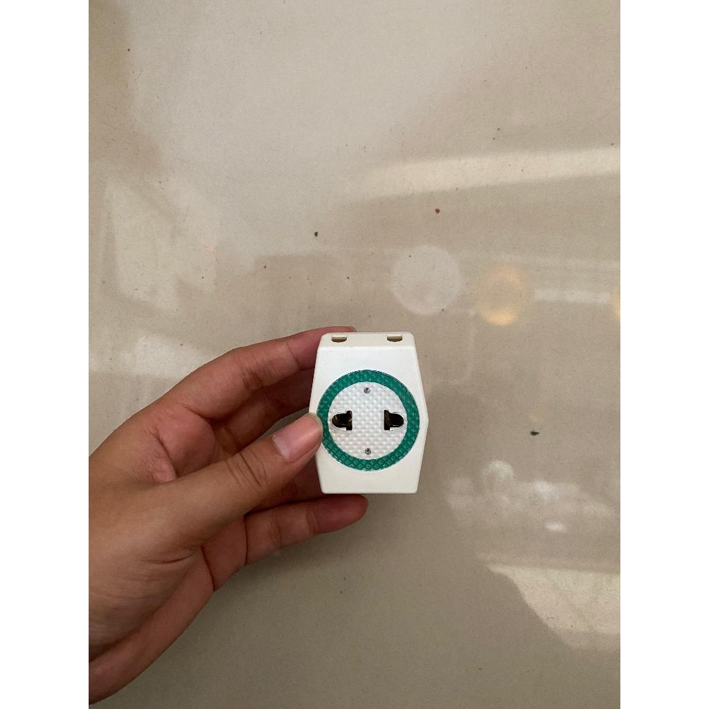 Steker / Colokan T Mini Kecil - Colokan Sambung Cabang 3 T YUNIOR