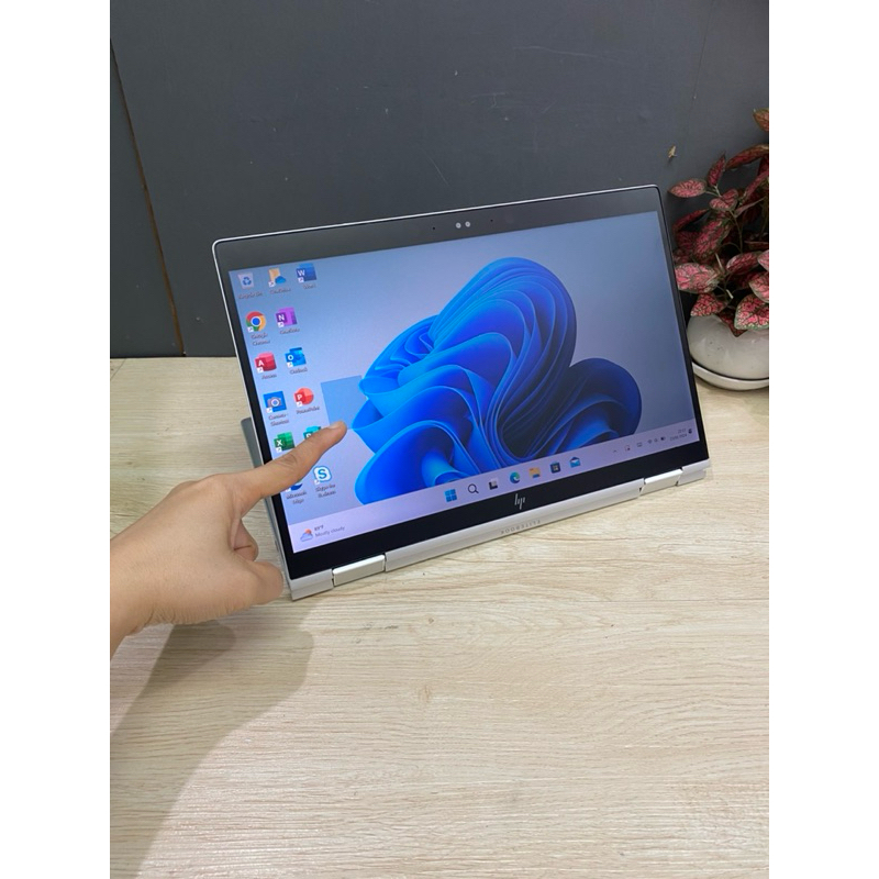 LAPTOP HP ELITEBOOK X360 830 X360 1040  2in1 I7 GEN11 RAM 32 GB SSD 2 TB PROMO MURAH BAGUS BERGARANS