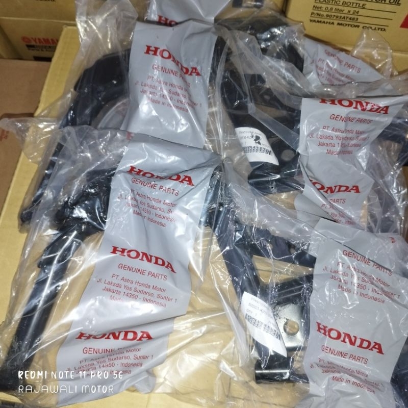 50500-KZR-600 standar tengah vario 125 KZR AHM original