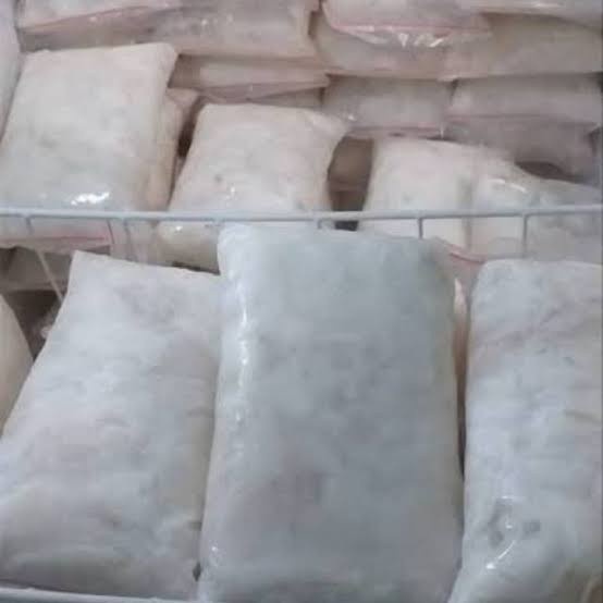 

Daging Kelapa Muda Frozen / Beku @ 1 kg