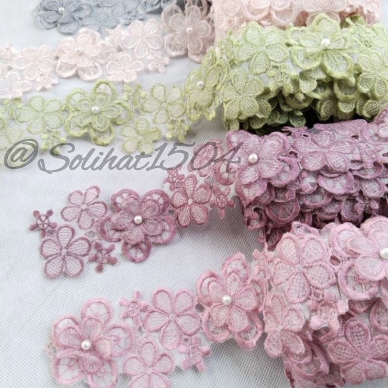 Renda Bordir bunga/ 1 roll