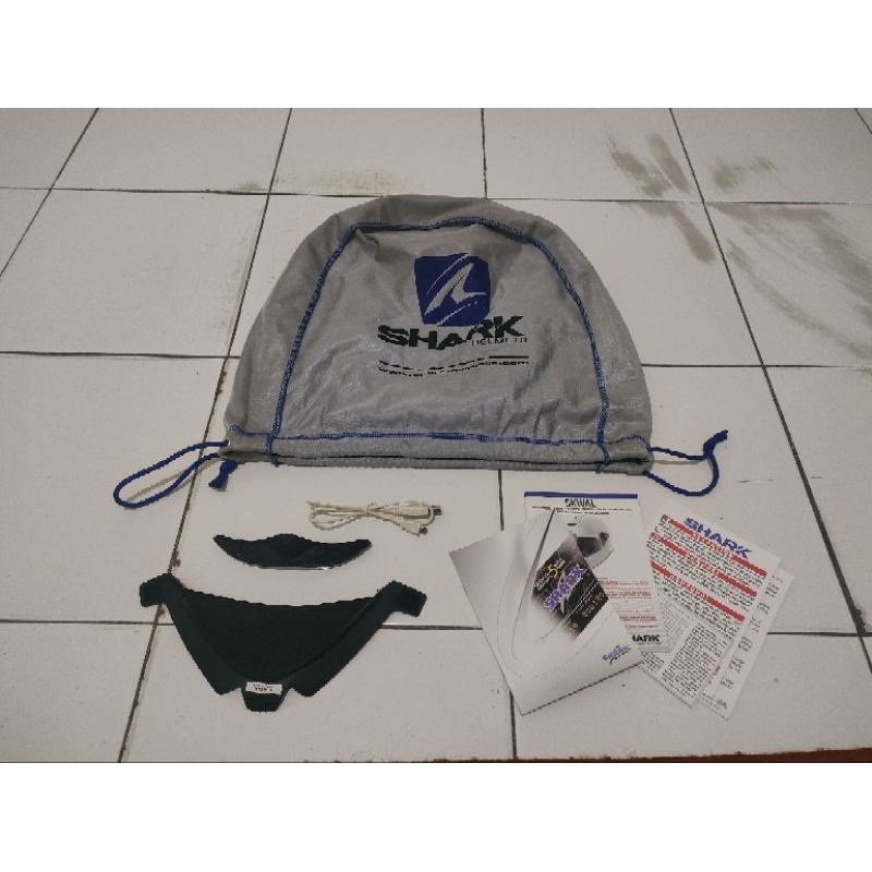 kelengkapan Helm Shark Skwal