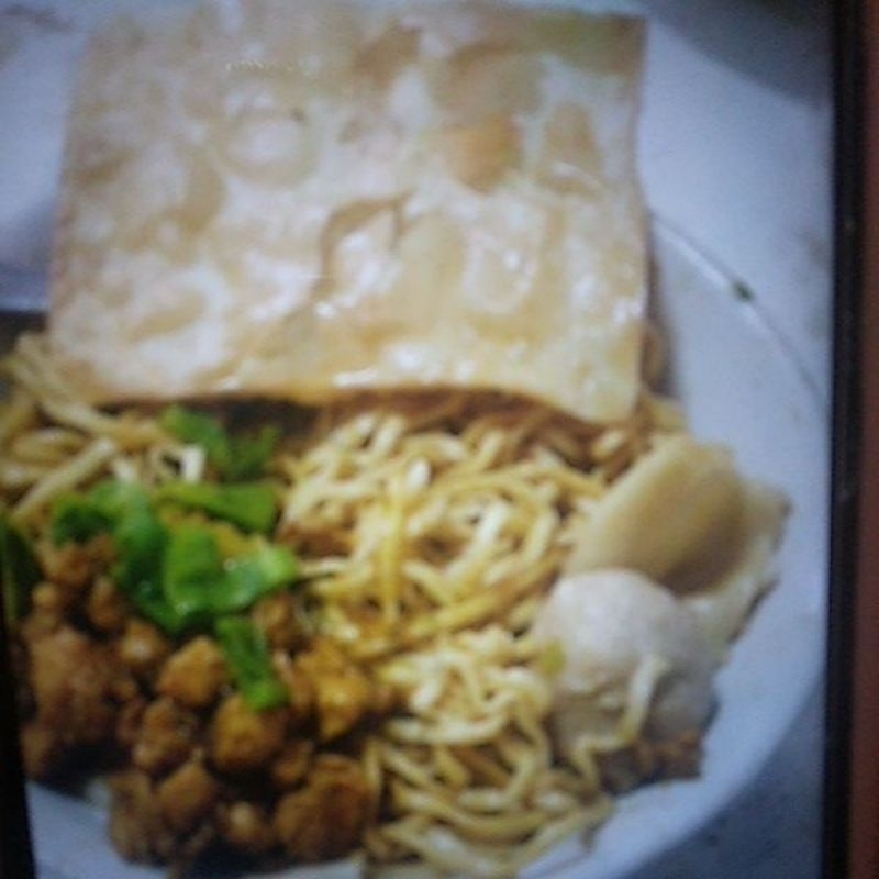 

Mie ayam Slebew
