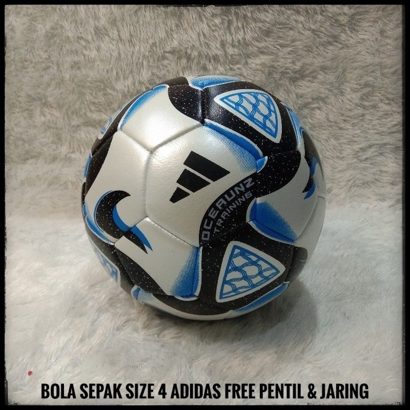 Bola Sepak ADIDAS Size 4  / Bola Sepak Anak SSB