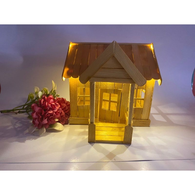 MINIATUR RUMAH DARI STIK ES KRIM