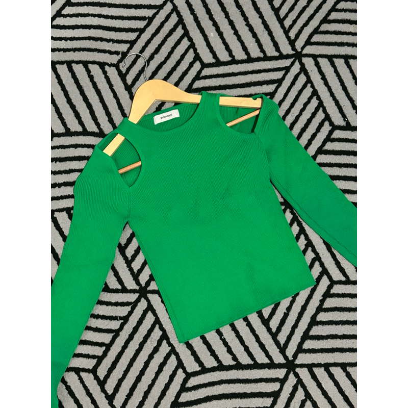 Preloved by 3mongkis