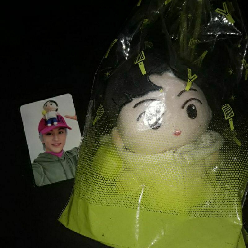 pc + doll nct ccomaz mark