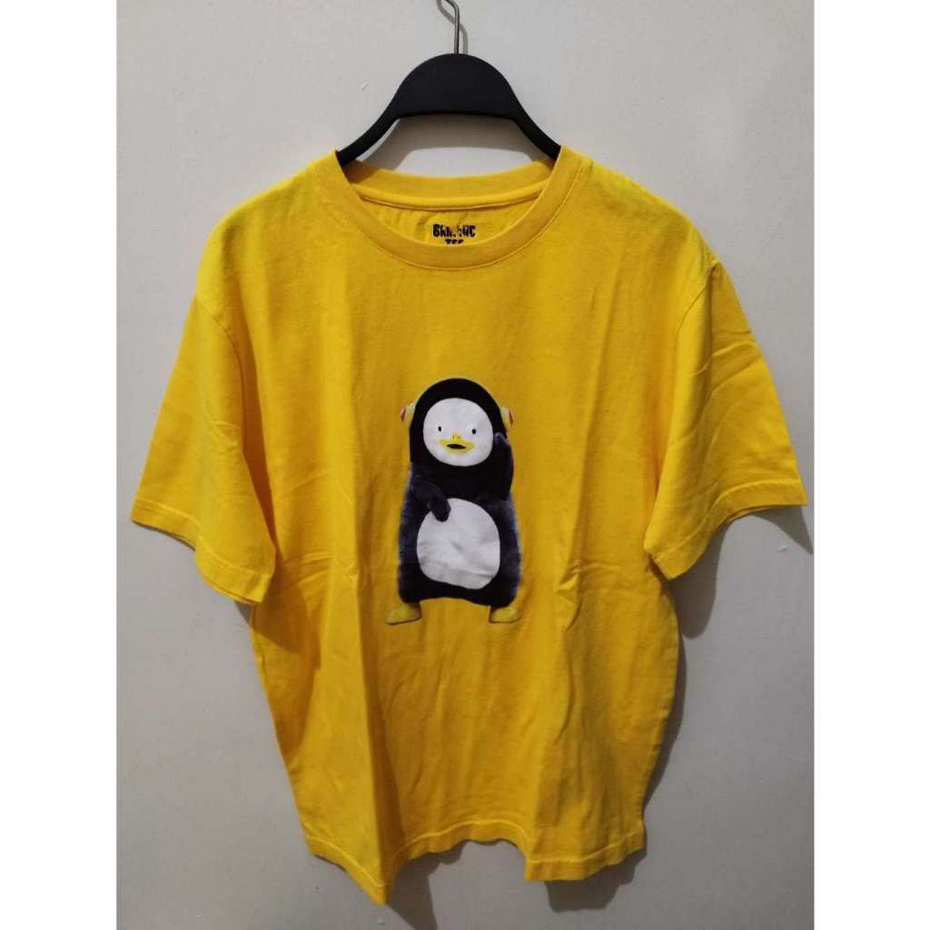 Kaos SPAO X Pengsoo Giant penguin