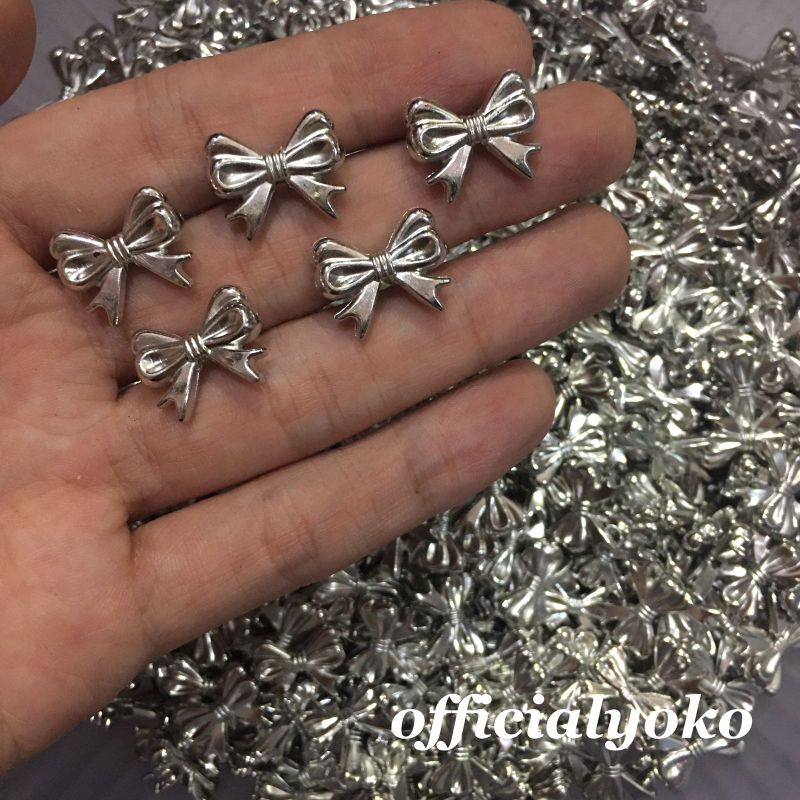 Manik Pita Kecil Silver / Emas (10gram)
