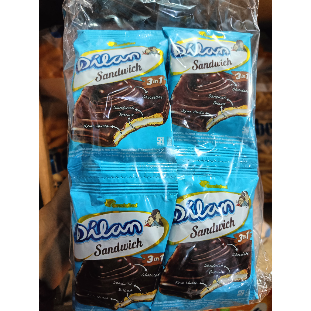 

(isi 20pcs) Dilan Sandwich Chocolate Crunchy Caramel Biskuit Coklat Renceng