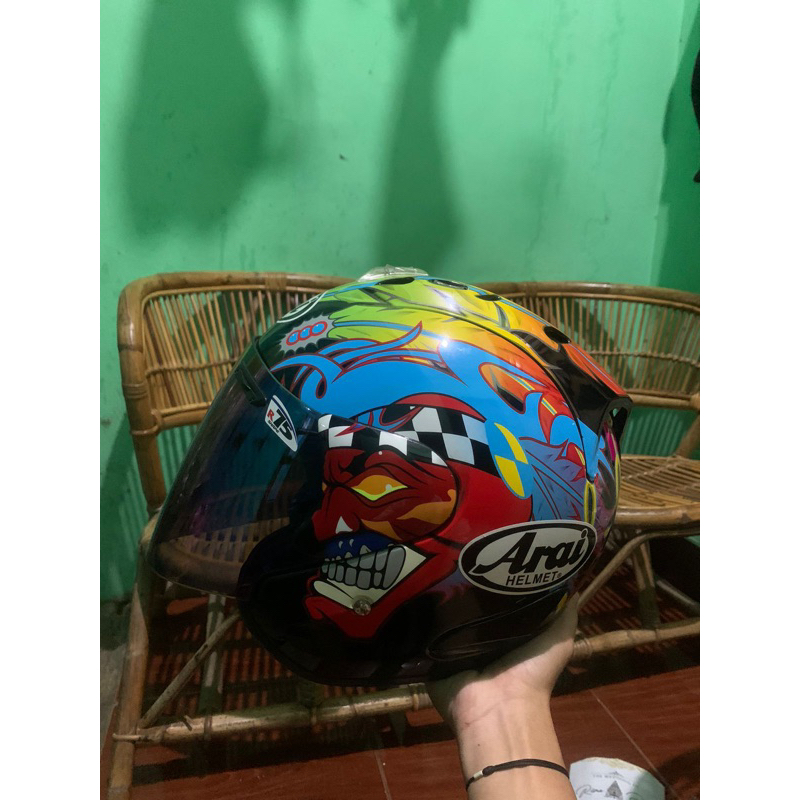 arai russel black