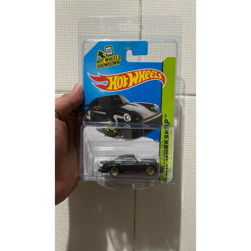 HOT WHEELS PORSCHE 934 TURBO RSR