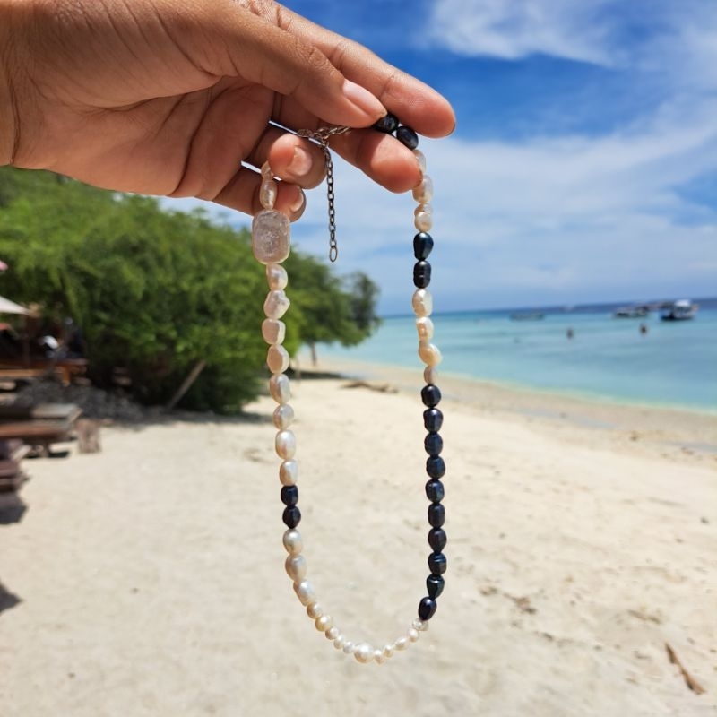 YIN and YANG and the rest of the pearl (Kalung Mutiara) ASLI