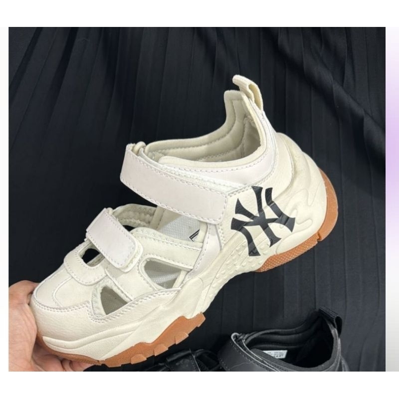 Sepatu Sandal MLB Big Ball Chunky Mask NYK Wanita