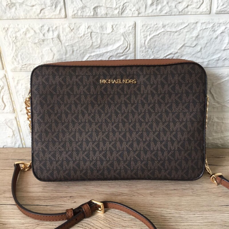 MK Jet Set Item Crossbody Brown