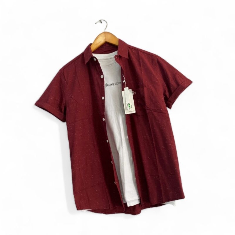 BAJU KEMEJA PRIA DEWASA LENGAN PENDEK POLOS MAROON TERKINI / KEMEJA PRIA BRANDED SLIMFIT / ATASAN KE