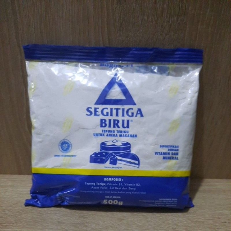 

Bogasari Tepung Terigu Segitiga Biru 500 GR