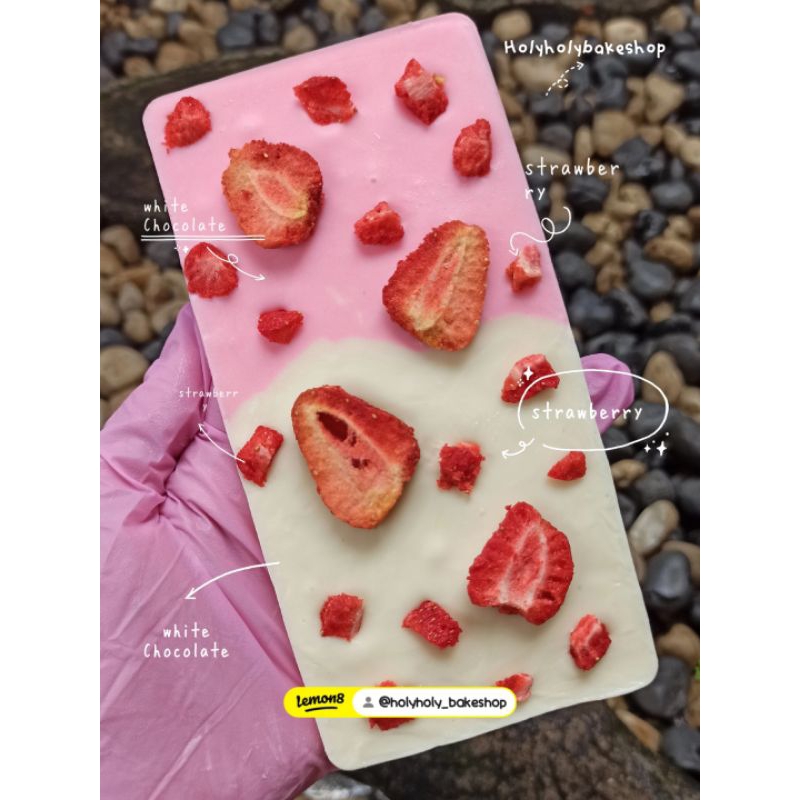 

Chocolatebar/ coklat batang + dry fruit/ coklat karakter/ Souvernir Coklat/ Hampers Coklat