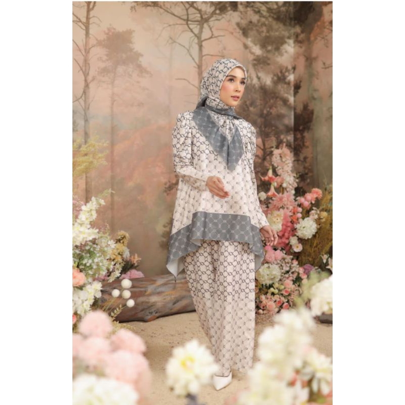 calya tunic by wearing klamby