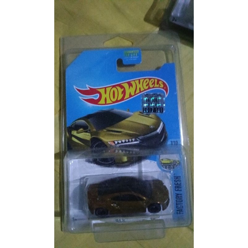 THS Super Treasure Hunt Hotwheels 2017 Acura Nsx dan THS Fairlady Z