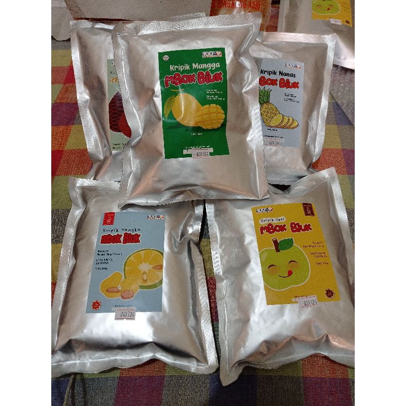 

kripik buah buahan mbok biuk